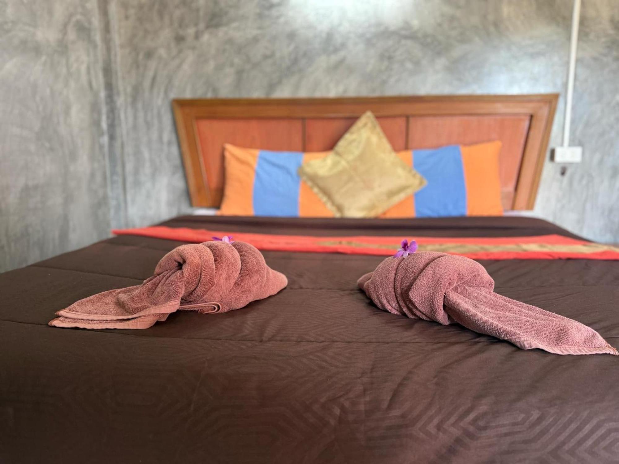 Lanta Natural Hut Garden Ko Lanta Eksteriør billede