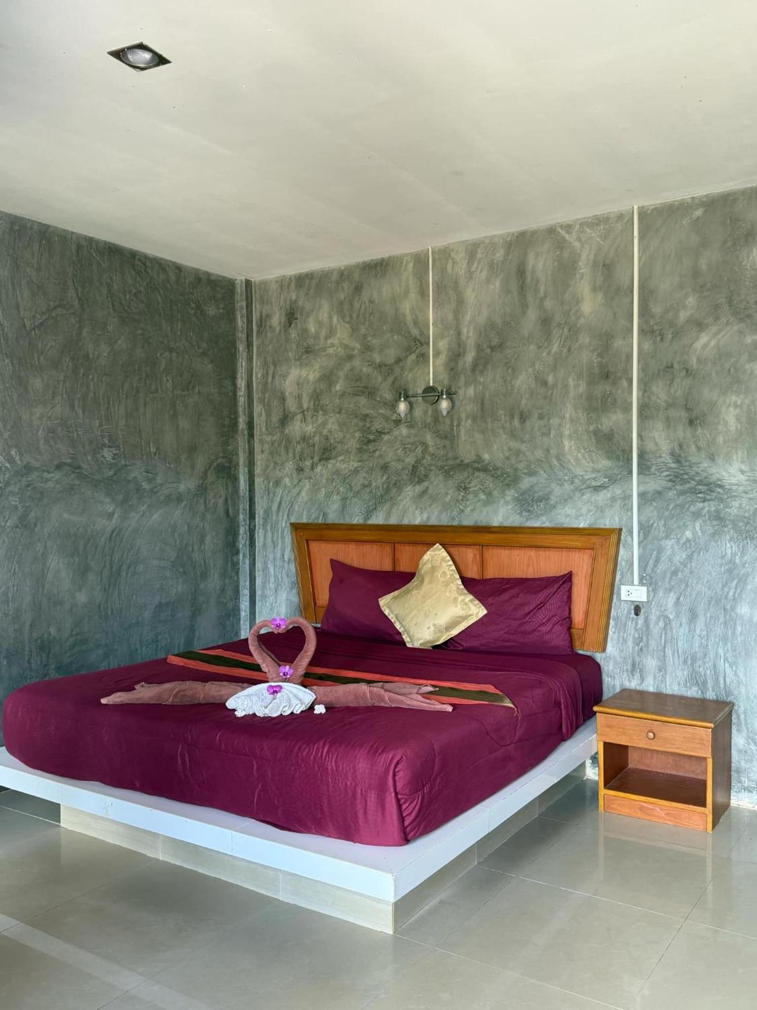 Lanta Natural Hut Garden Ko Lanta Eksteriør billede